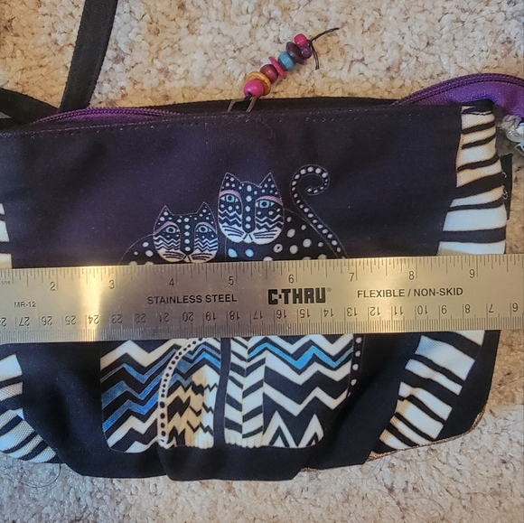 Laurel Burch Crossbody Handbag with cats - Picture 5 of 6